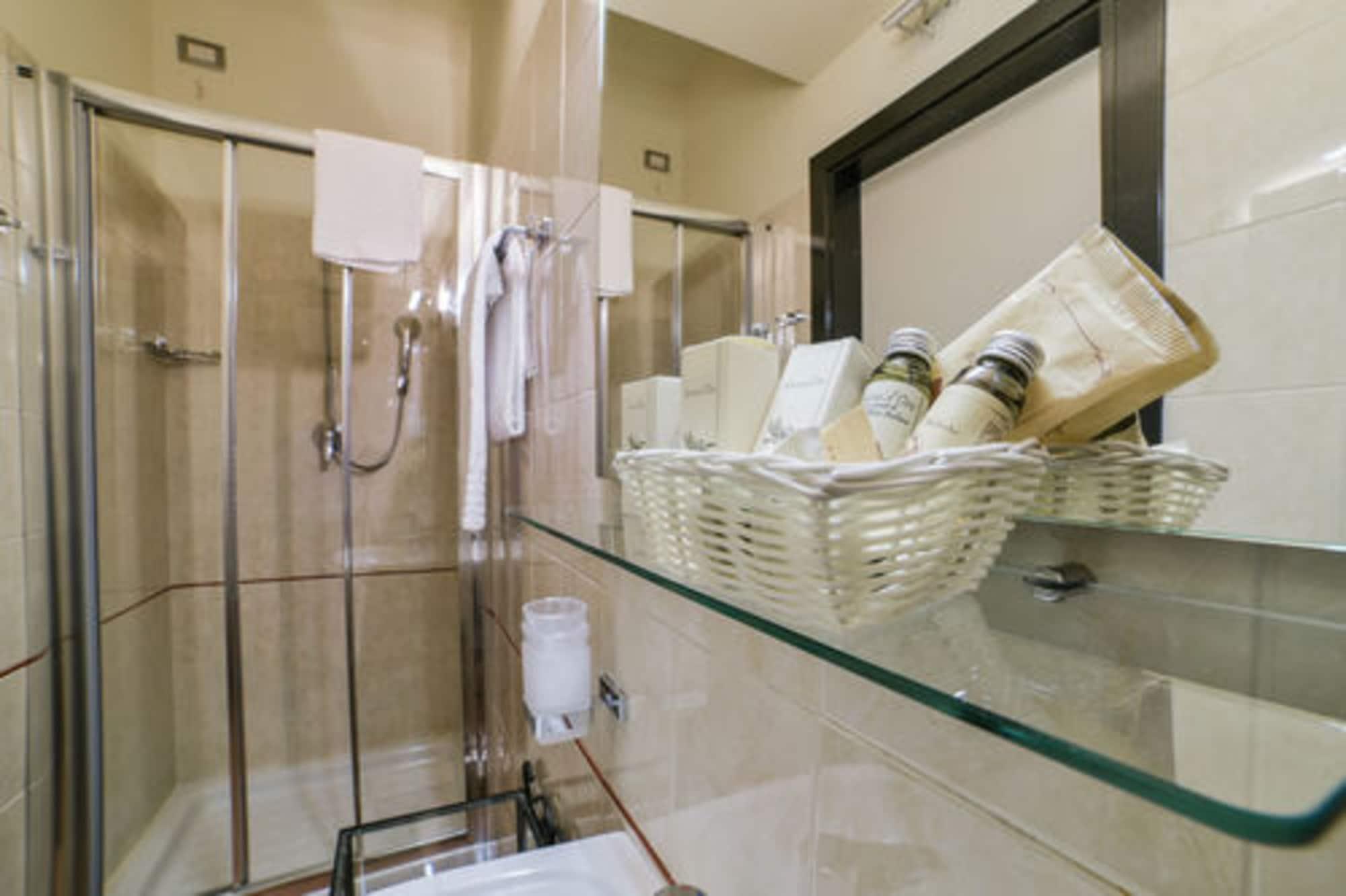 Hotel Bella Firenze Extérieur photo