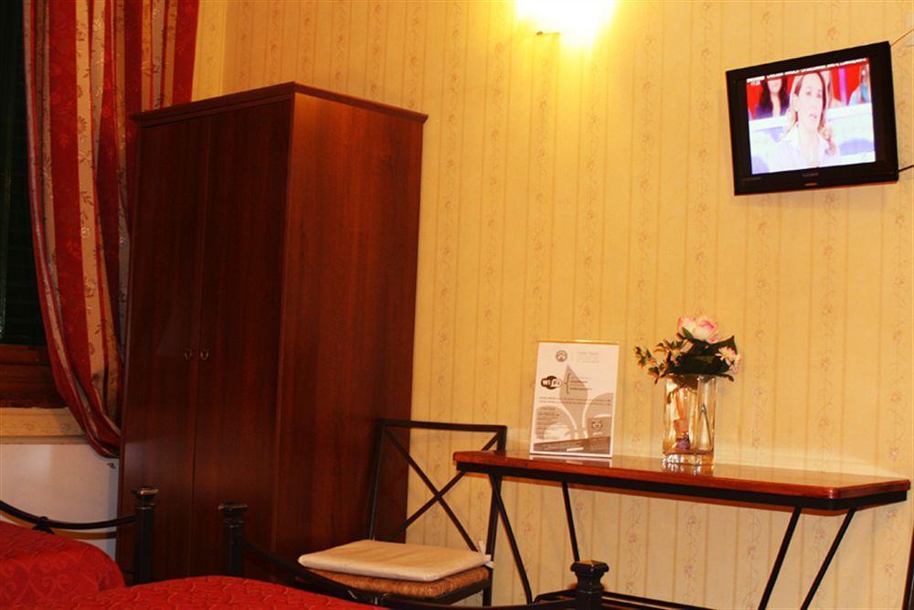 Hotel Bella Firenze Extérieur photo